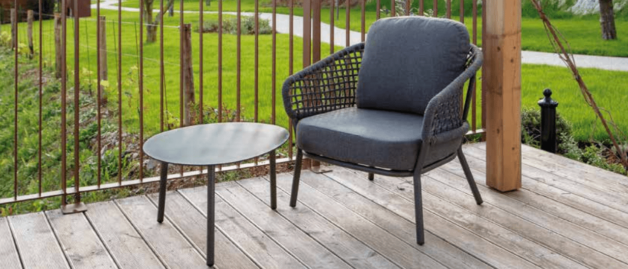 fotelja seta Atol uz stolić