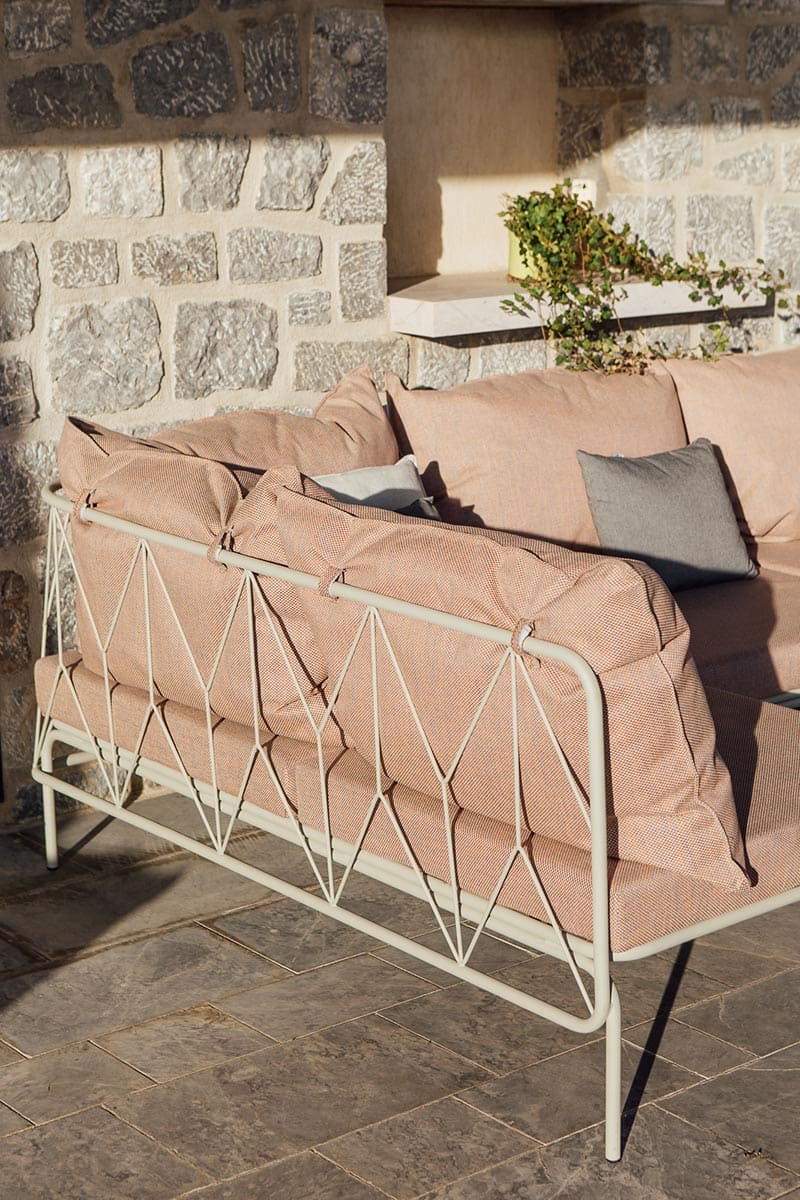 modularna sofa Ataman kutni desni element u dvorištu