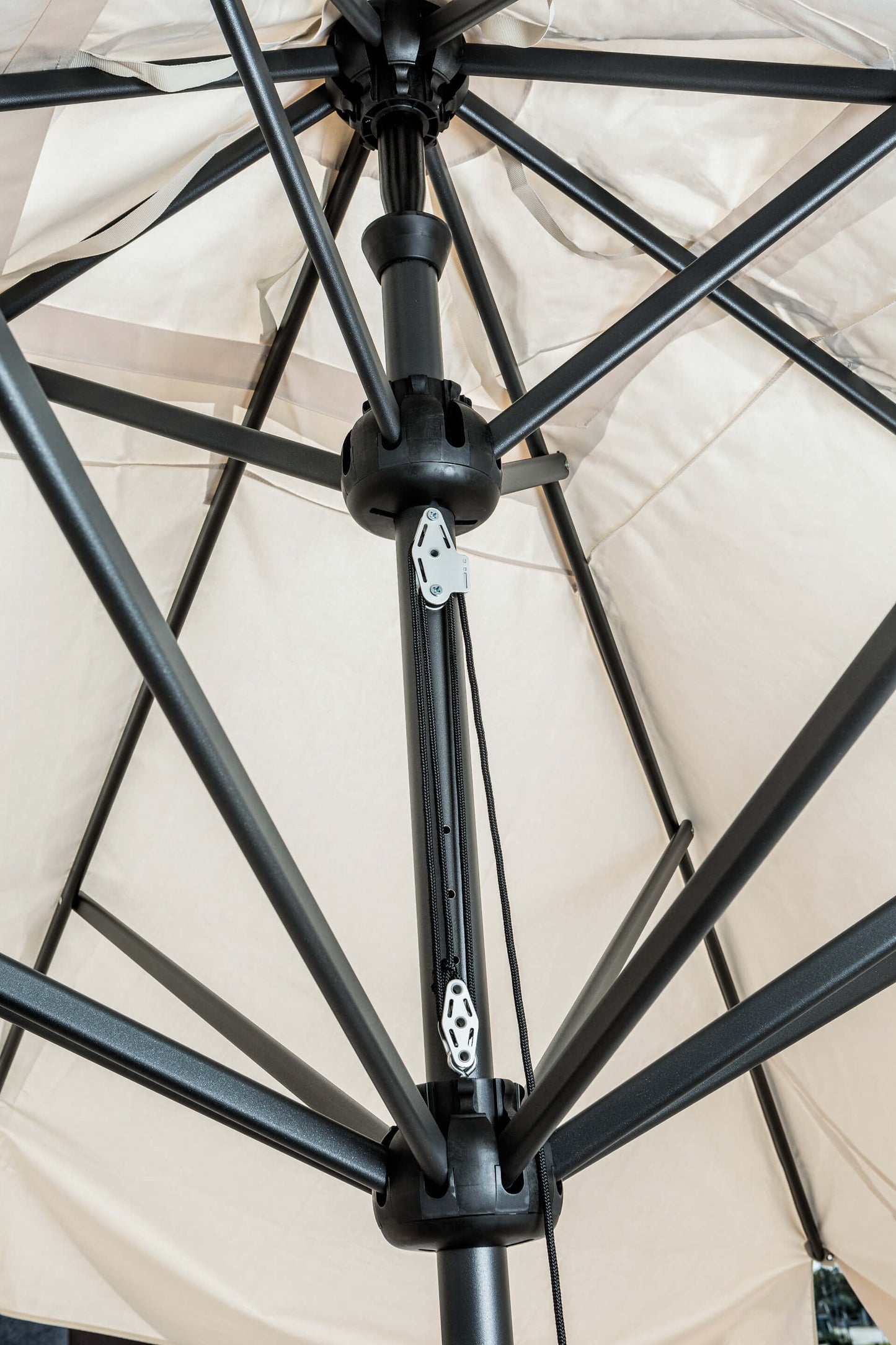 Leonardo Telescopic